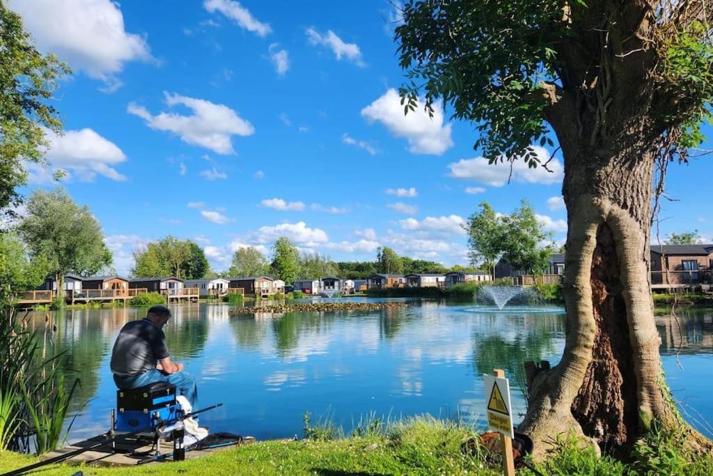 Holiday home Lakefront 5 Star Country Park Private Fishing Free Parking 1 Malton