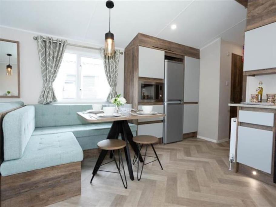 Lakefront 5 Star Country Park Private Fishing Free Parking 1 * Malton
