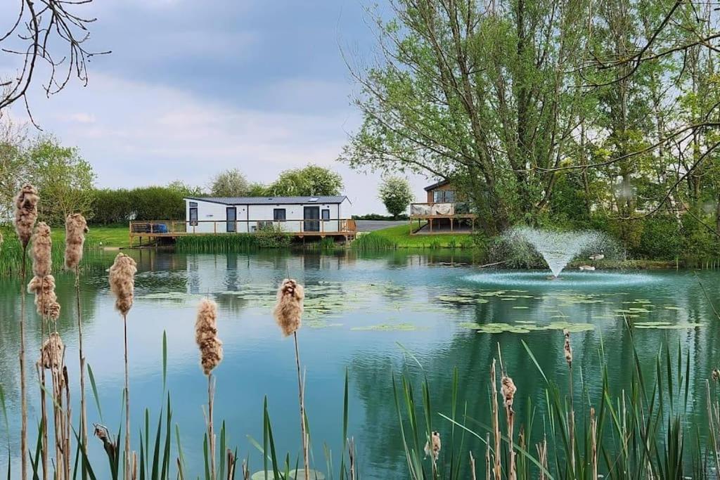 Lakefront 5 Star Country Park Private Fishing Free Parking 1 * Malton